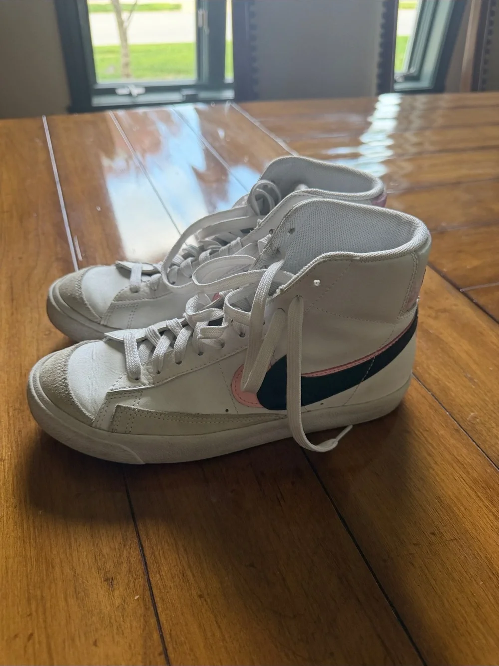 Nike Kids High-Top Sneakers in White with Pink and Black Swoosh